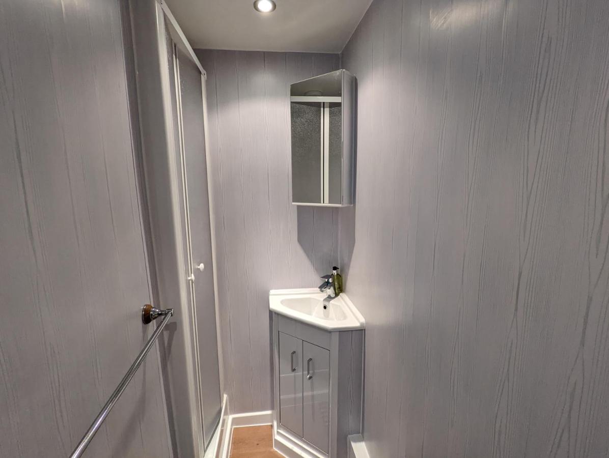 Beautiful Independent Apartment In London Uk Luaran gambar