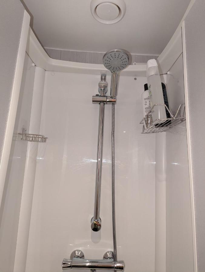 Beautiful Independent Apartment In London Uk Luaran gambar